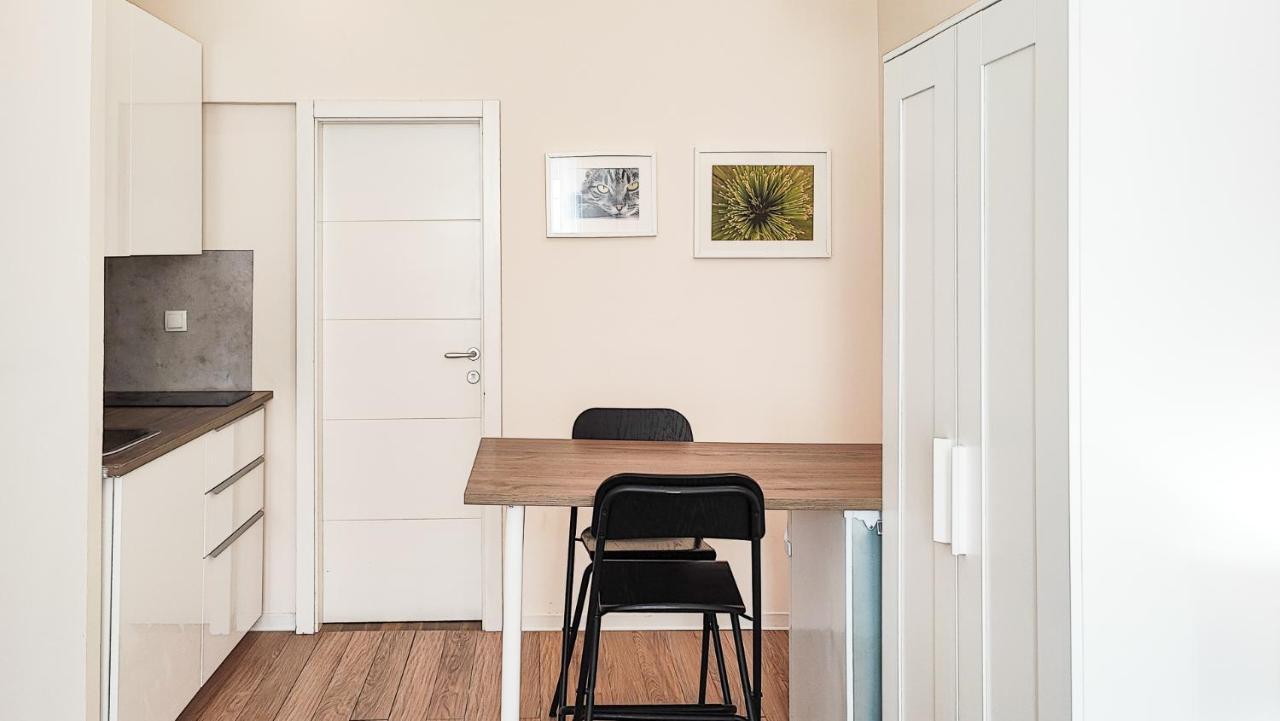 Filinhome Papa Studio 1 Novi Sad Extérieur photo